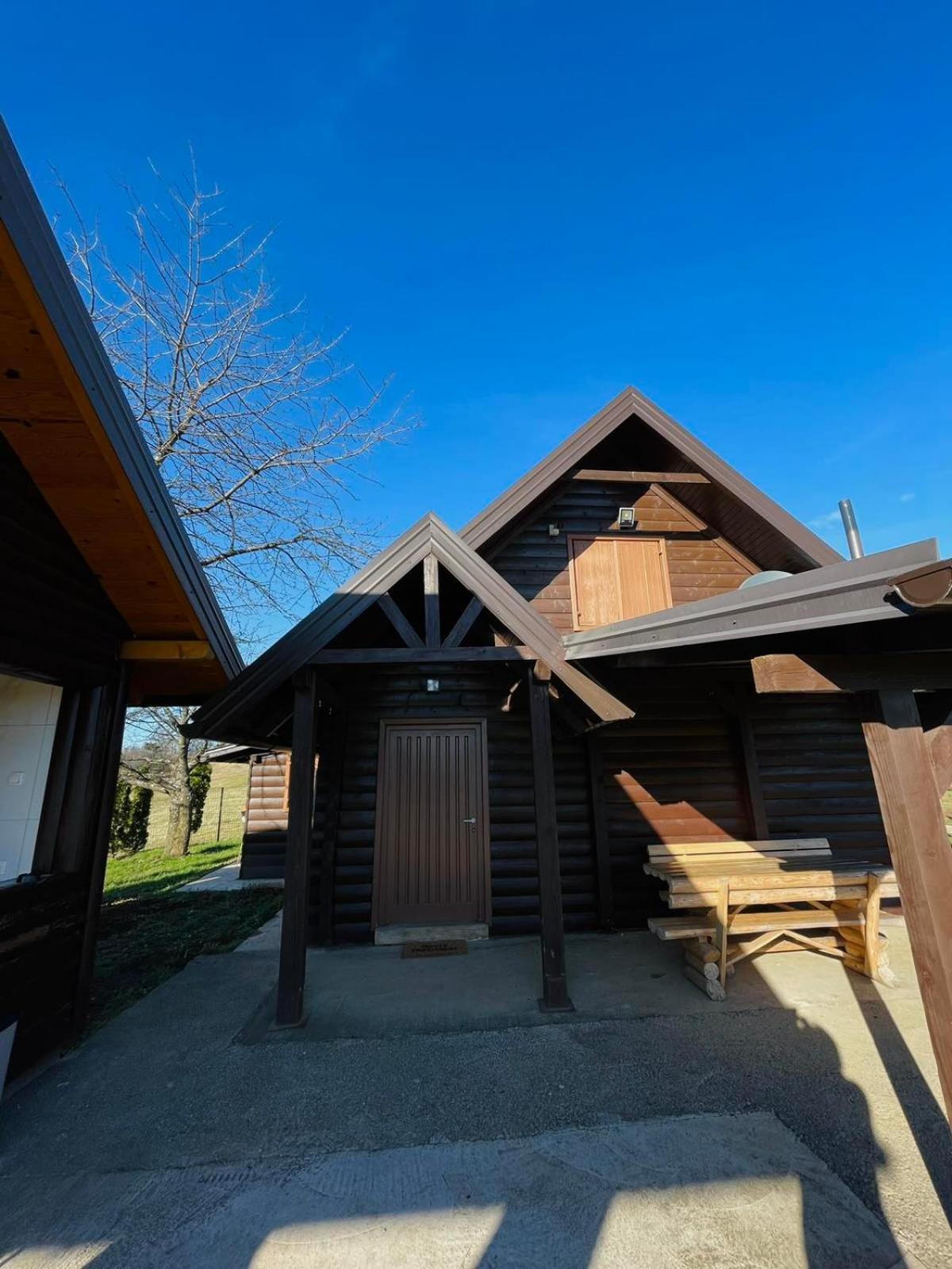 Villa Vikendica Bajka à Banja Luka Extérieur photo